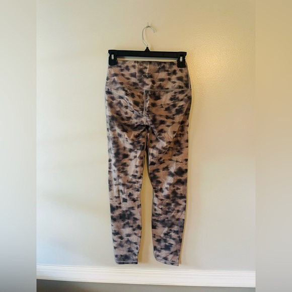 Varley - Picture 4 of 5